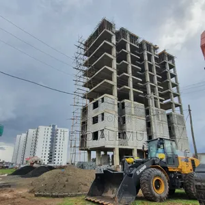 ከ በሰሚት 72 ፣ በሻሌ ኖህ ሪል እስቴት ጀርባ የሚገኝ ድንቅ የመኖሪያ አፓርትመንት! በ1 አመት