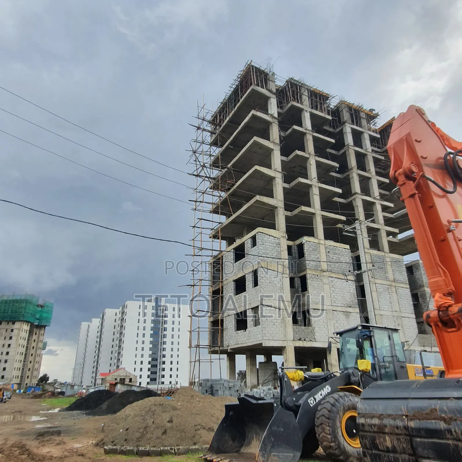 ከ በሰሚት 72 ፣ በሻሌ ኖህ ሪል እስቴት ጀርባ የሚገኝ ድንቅ የመኖሪያ አፓርትመንት! በ1 አመት
