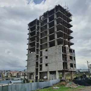 ከ በሰሚት 72 ፣ በሻሌ ኖህ ሪል እስቴት ጀርባ የሚገኝ ድንቅ የመኖሪያ አፓርትመንት! በ1 አመት