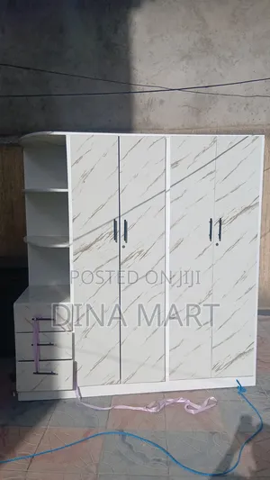 ቁምሳጥን Closet