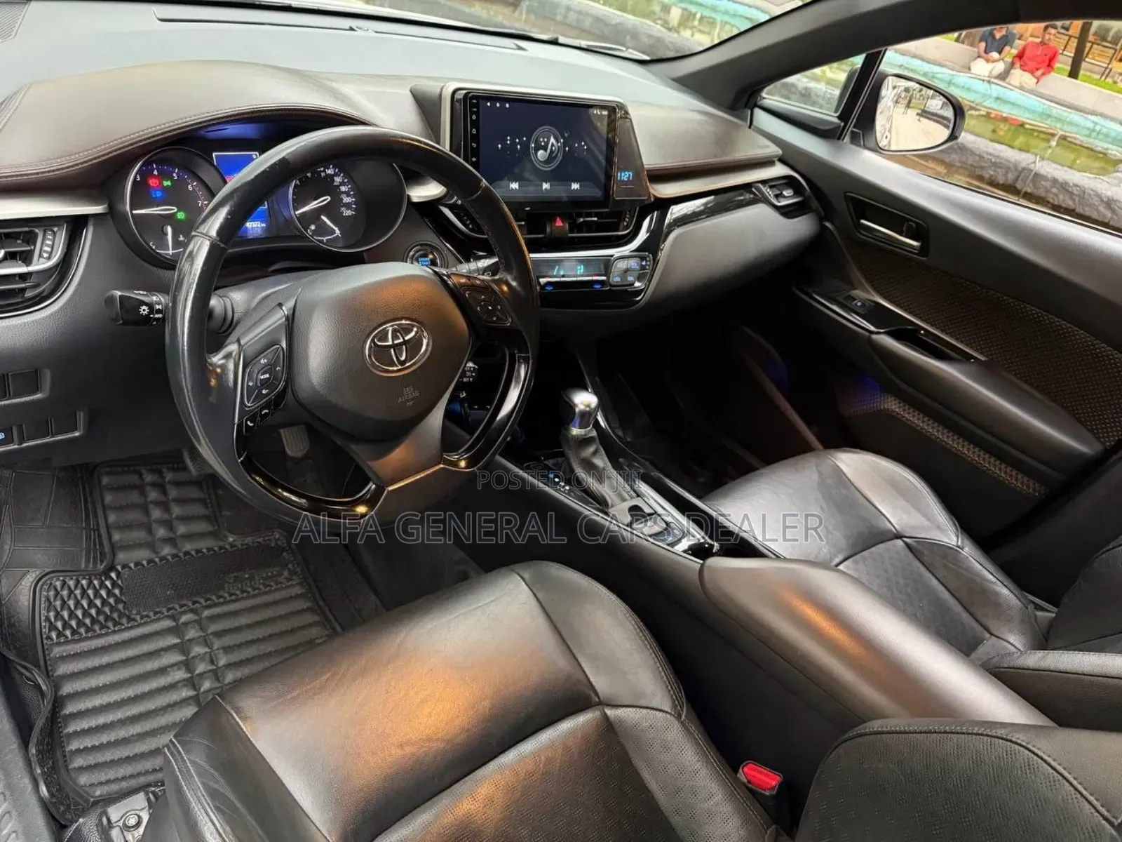 Toyota C-HR 2019 Silver