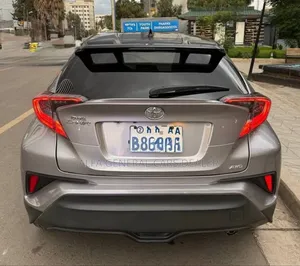 Toyota C-HR 2019 Silver