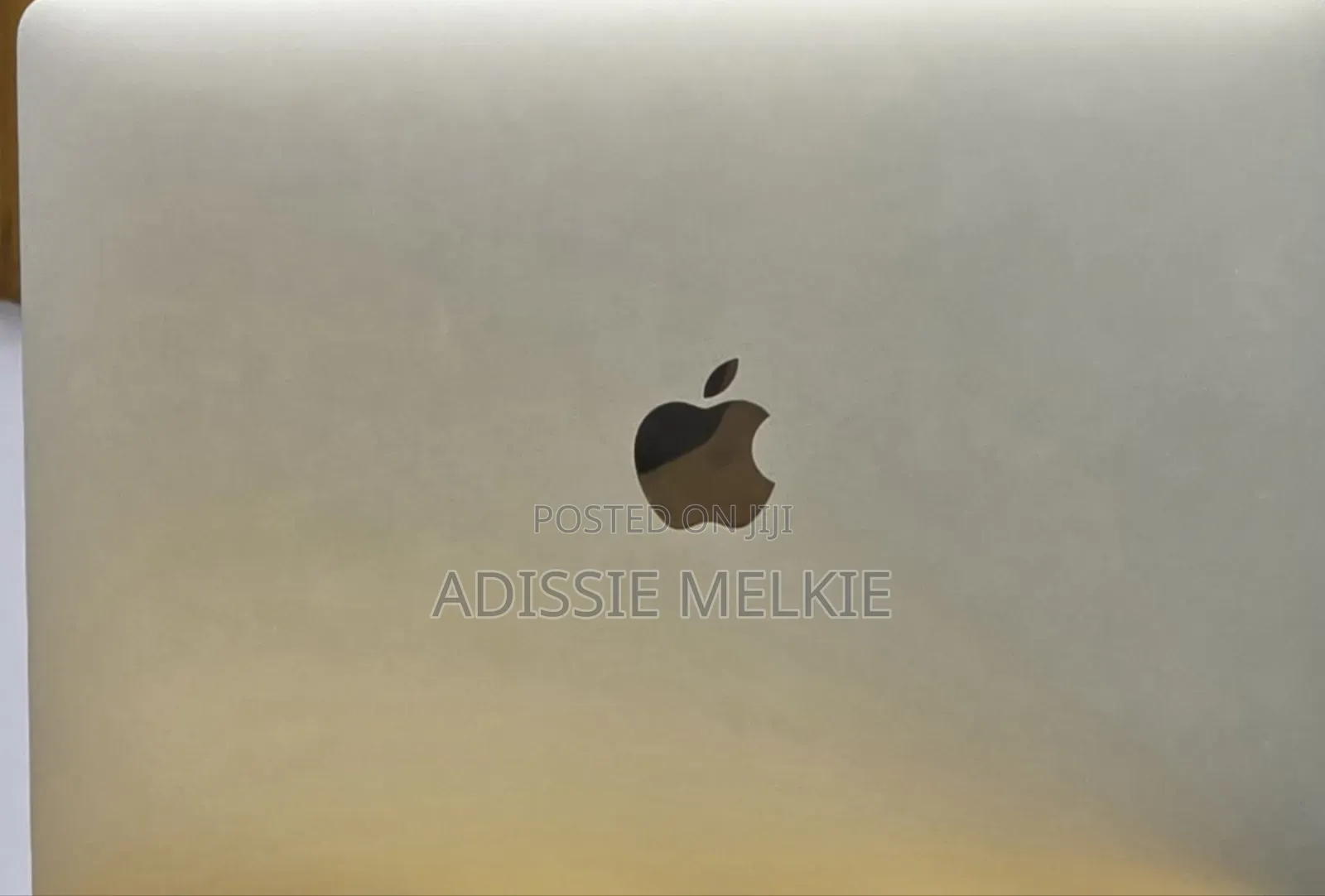 New Laptop Apple MacBook Pro 2019 8GB Intel Core i5 SSD 128GB