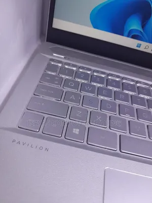 New Laptop HP Pavilion 15 8GB Intel Core i7 SSD 512GB