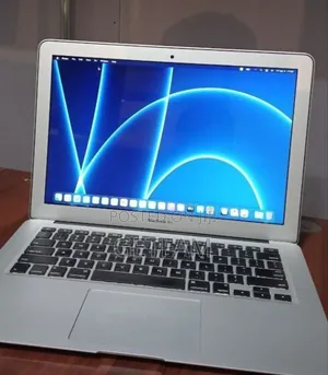 New Laptop Apple MacBook 2015 8GB Intel Core i5 SSD 128GB