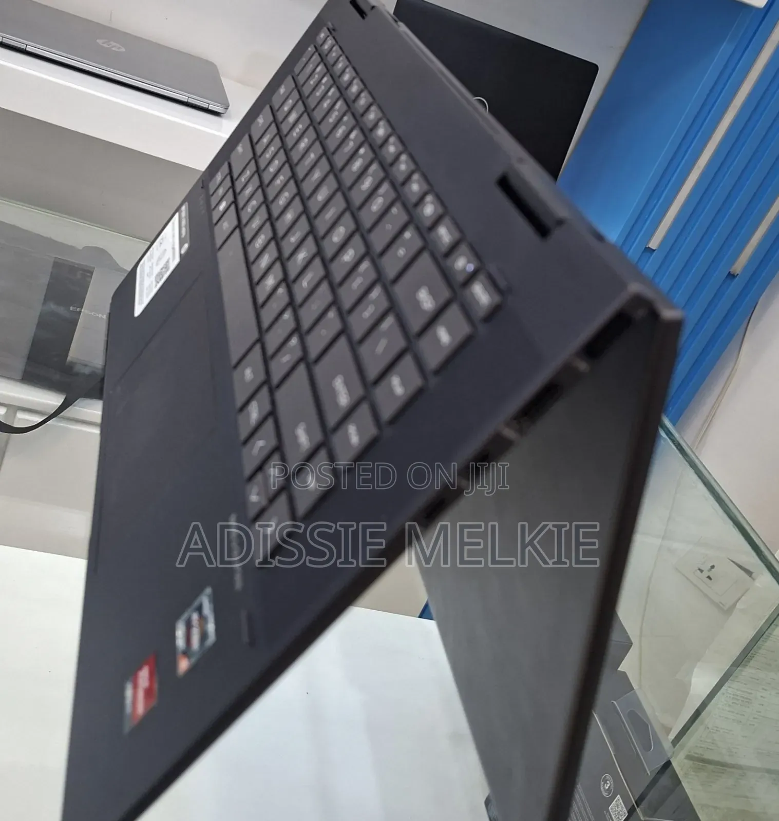 New Laptop HP Envy x360 4GB Intel Core i7 SSD 512GB
