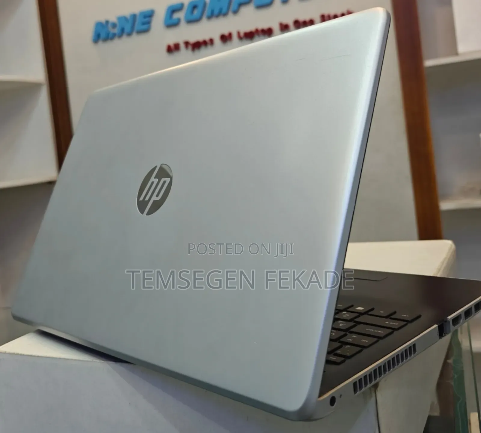 New Laptop HP Pavilion 15 8GB Intel Core i5 SSD 256GB