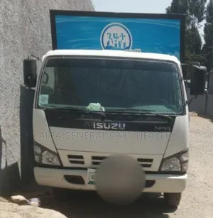 2008 ሞዴል አይሱዙ ቫን ንክኪ የለውም