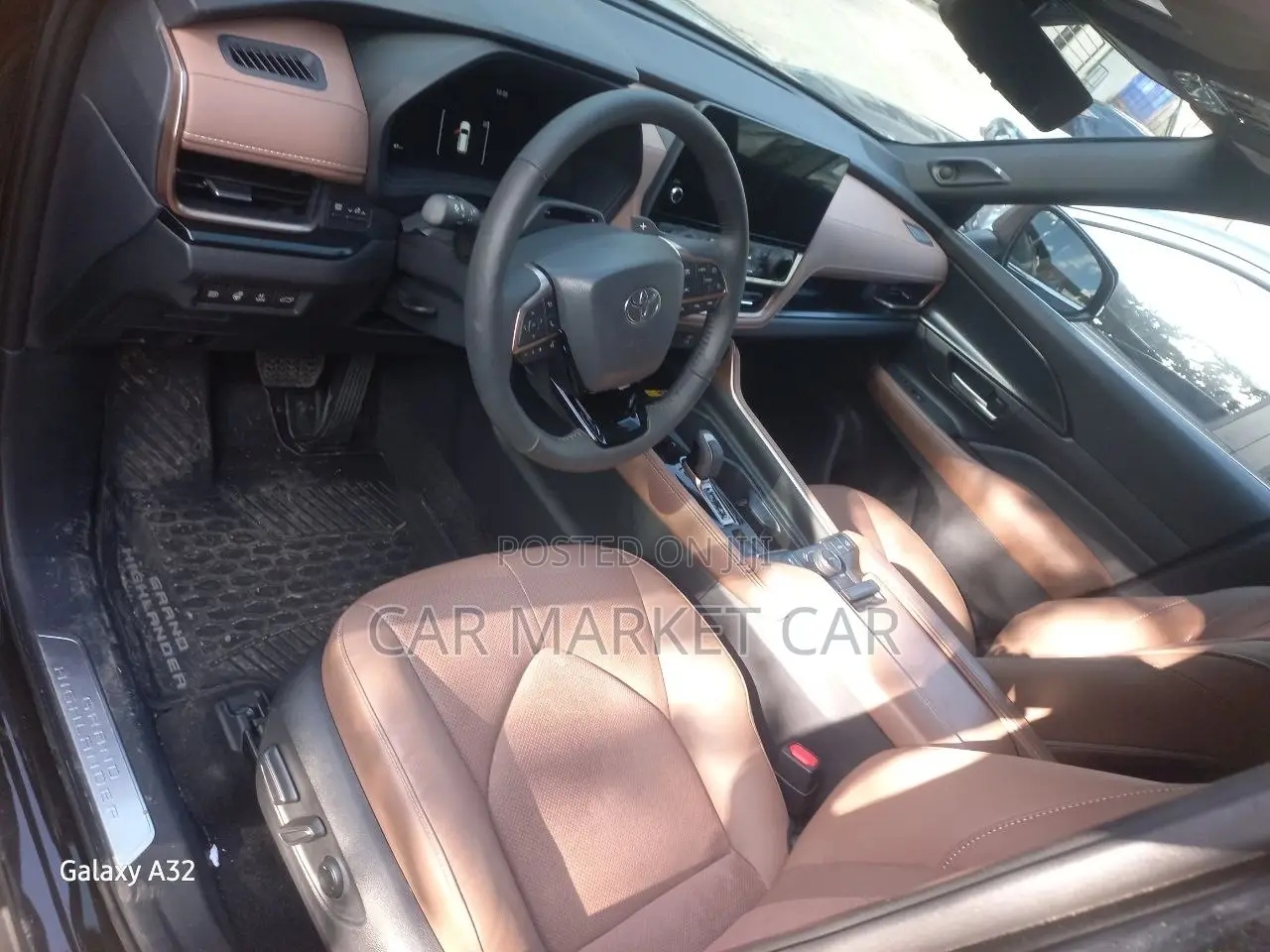 Toyota Grand Highlander Hybrid MAX Platinum AWD 2024 Black