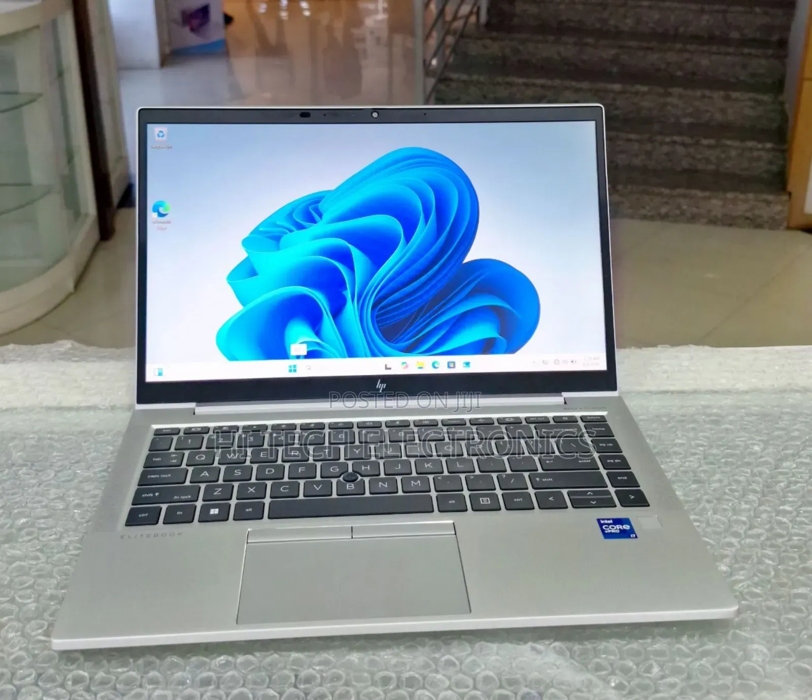 New Laptop HP EliteBook 840 16GB Intel Core i7 SSD 512GB