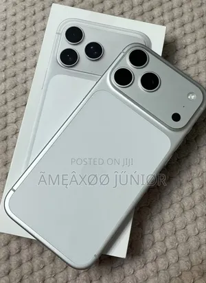 New Apple iPhone 17 Pro Max 256 GB Silver