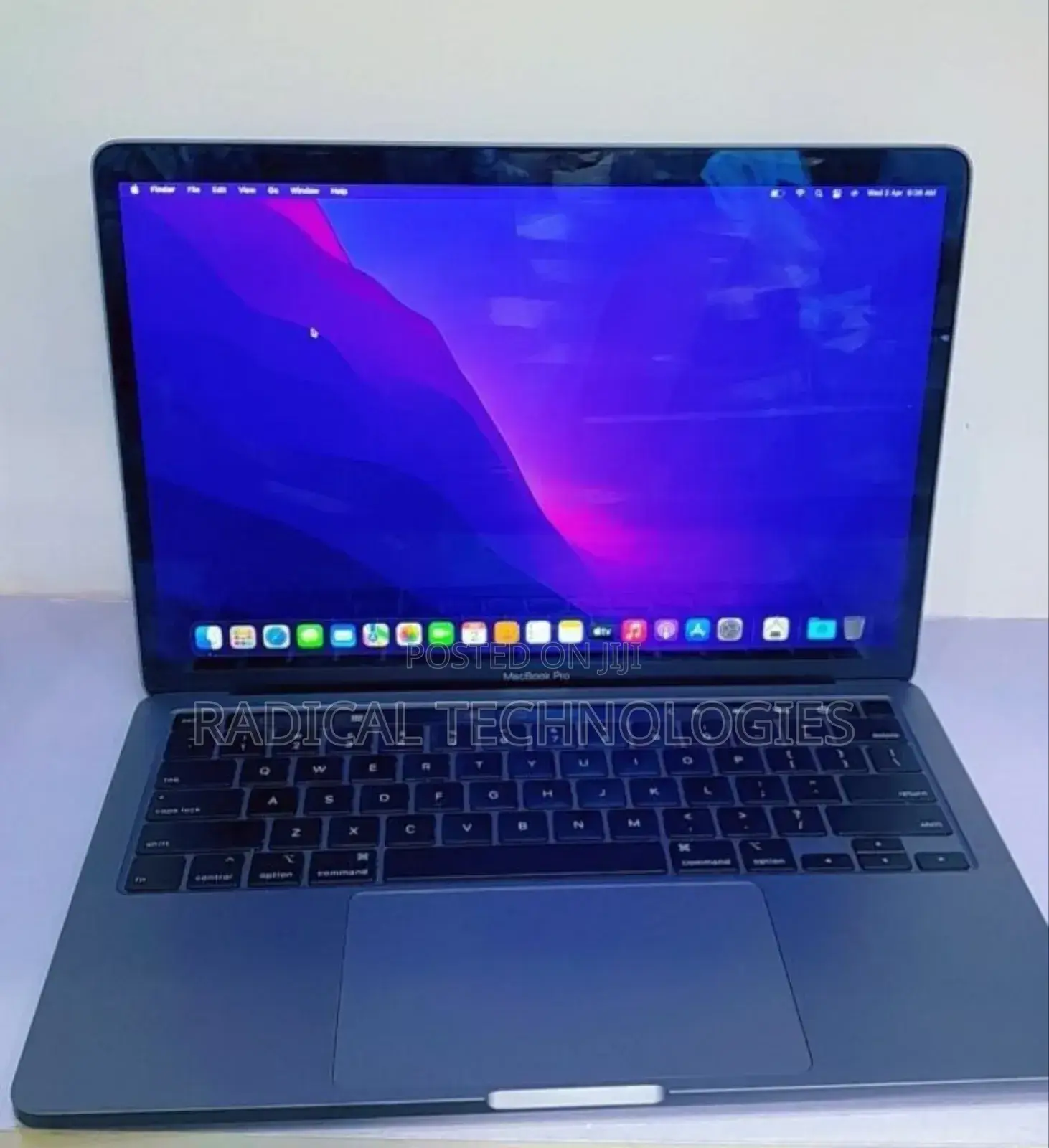 New Laptop Apple MacBook Pro 2020 M1 16GB Intel Core i5 SSD 512GB