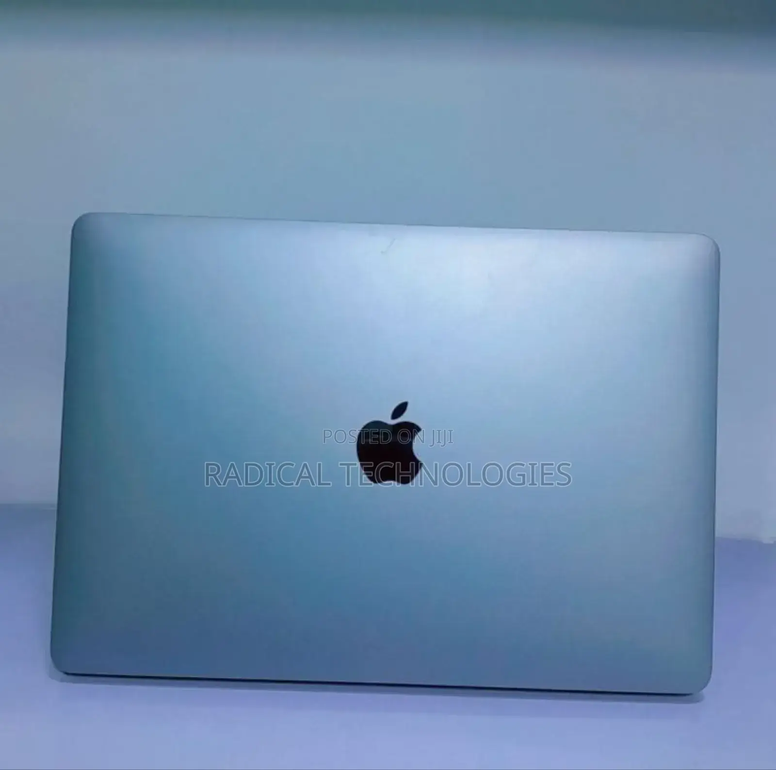 New Laptop Apple MacBook Pro 2020 M1 16GB Intel Core i5 SSD 512GB
