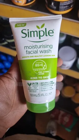 Simple Moisturising Facial Wash