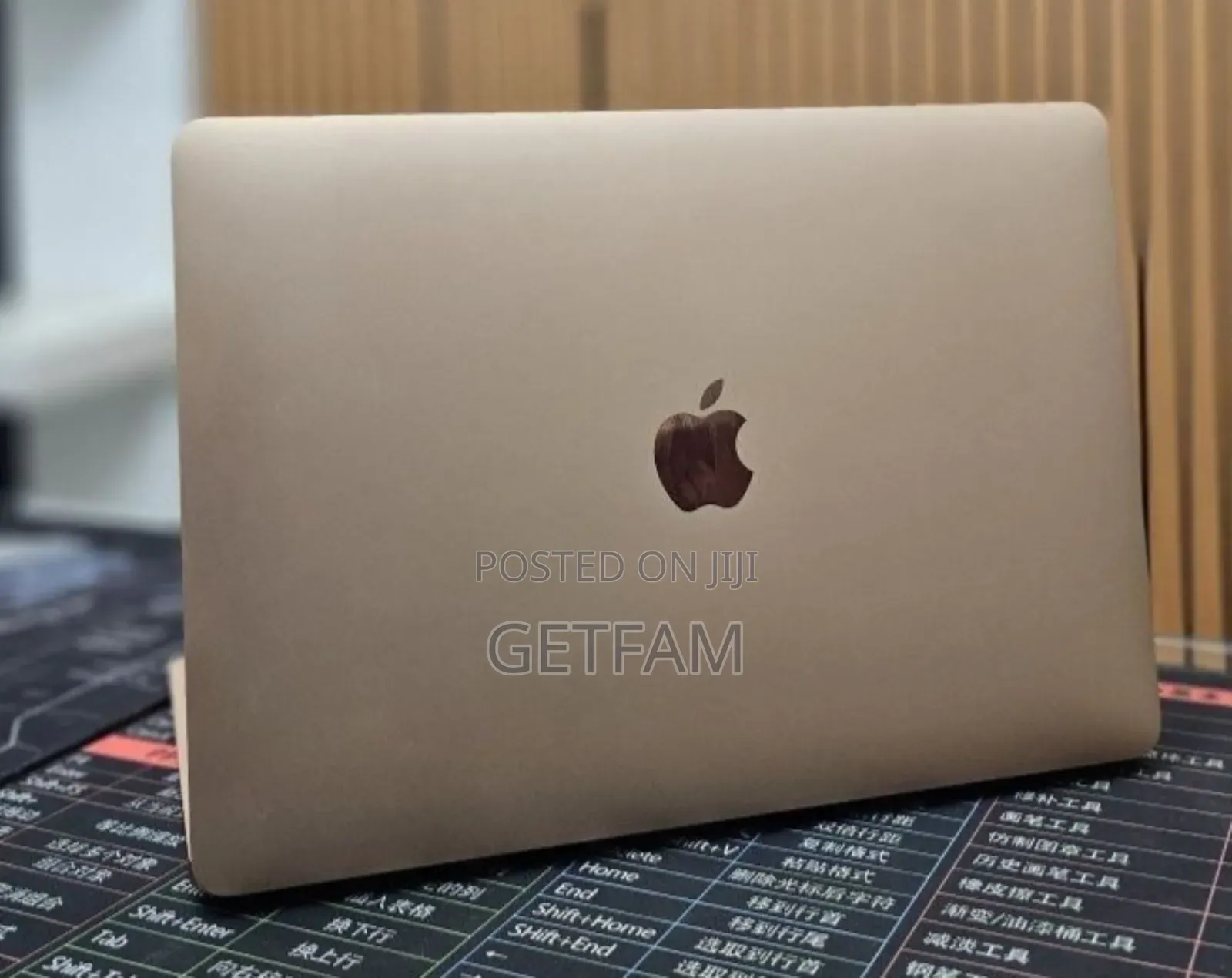 New Laptop Apple MacBook Air 2020 M1 8GB Apple M1 SSD 256GB