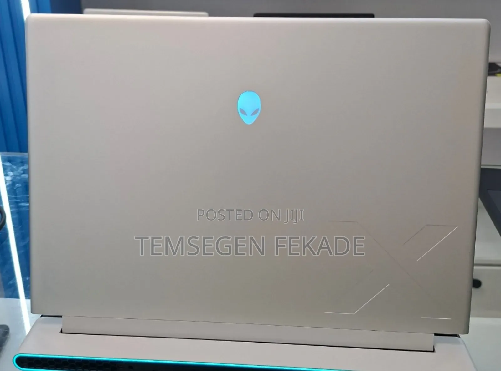 New Laptop Alienware M15 r3 16GB Intel Core Ultra 7 SSD 1T
