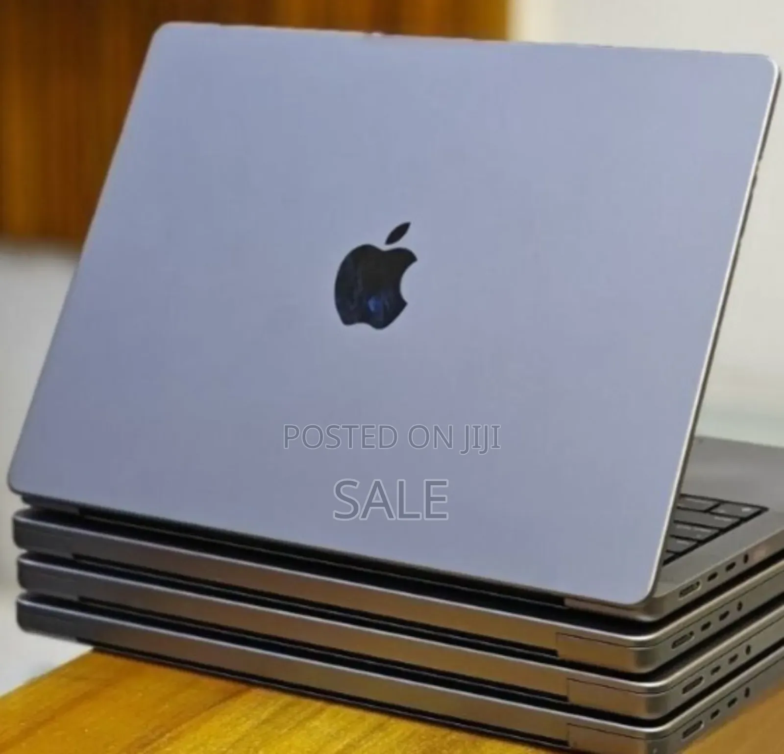 New Laptop Apple MacBook Pro M1 32GB Apple M1 Pro SSD 512GB