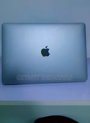 New Laptop Apple MacBook 2020 16GB Intel Core i5 SSD 512GB