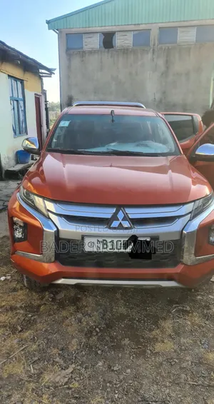 Mitsubishi L200 Sportero 2.4 Diesel 2021 Orange