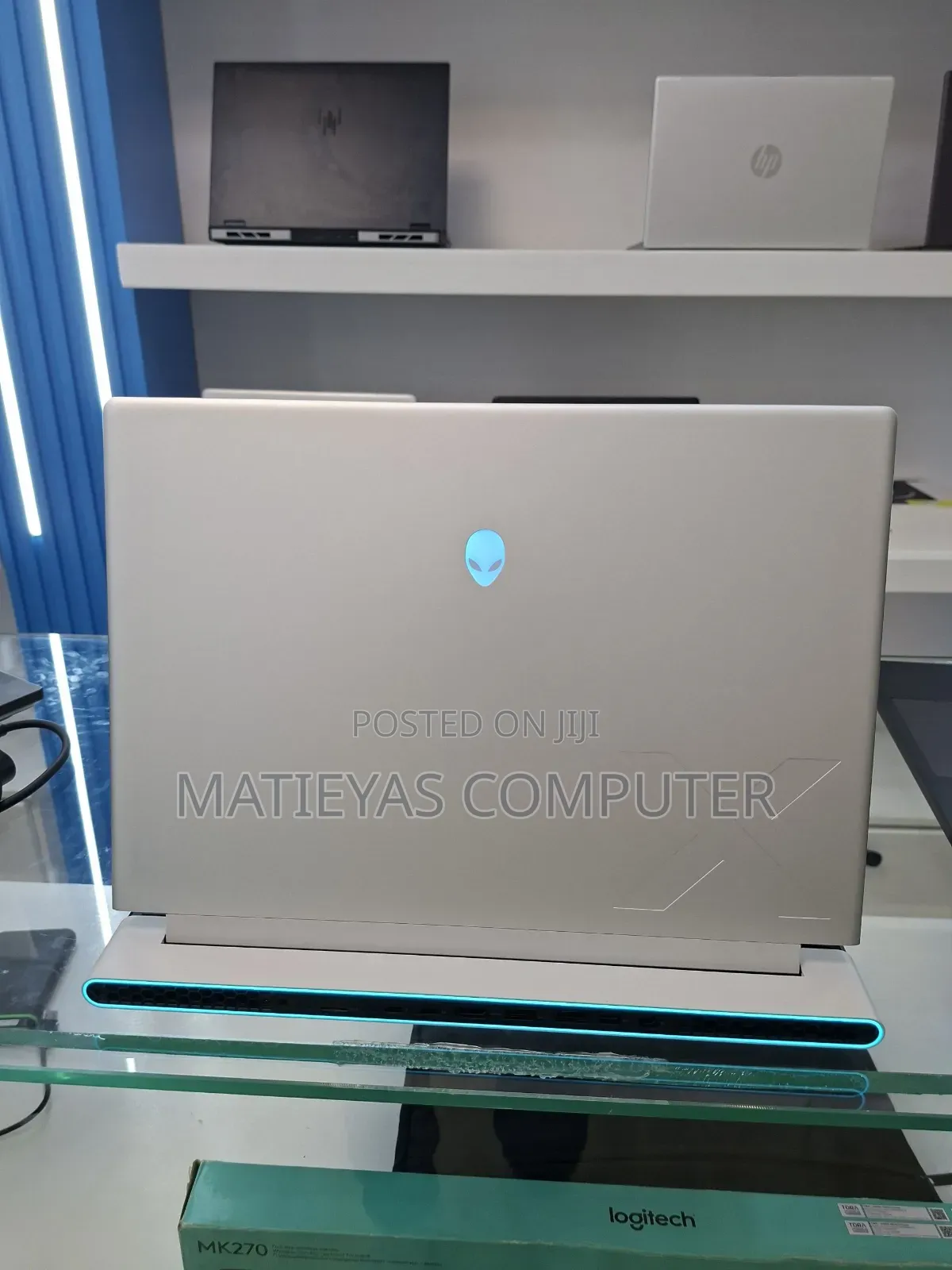 New Laptop Alienware M15 r3 16GB Intel Core Ultra 7 SSD 1T