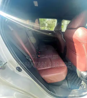 Toyota Corolla Cross Hybrid 2023 Silver
