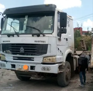 2013 ሞዴል ሲኖ ሎውቤድ ከነጋሪው ጎማ አለው