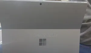 New Laptop Microsoft Surface Pro 4 8GB Intel Core i5 SSD 256GB