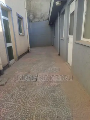 G+2 House Rent for Resturant Berger Residance Embassy