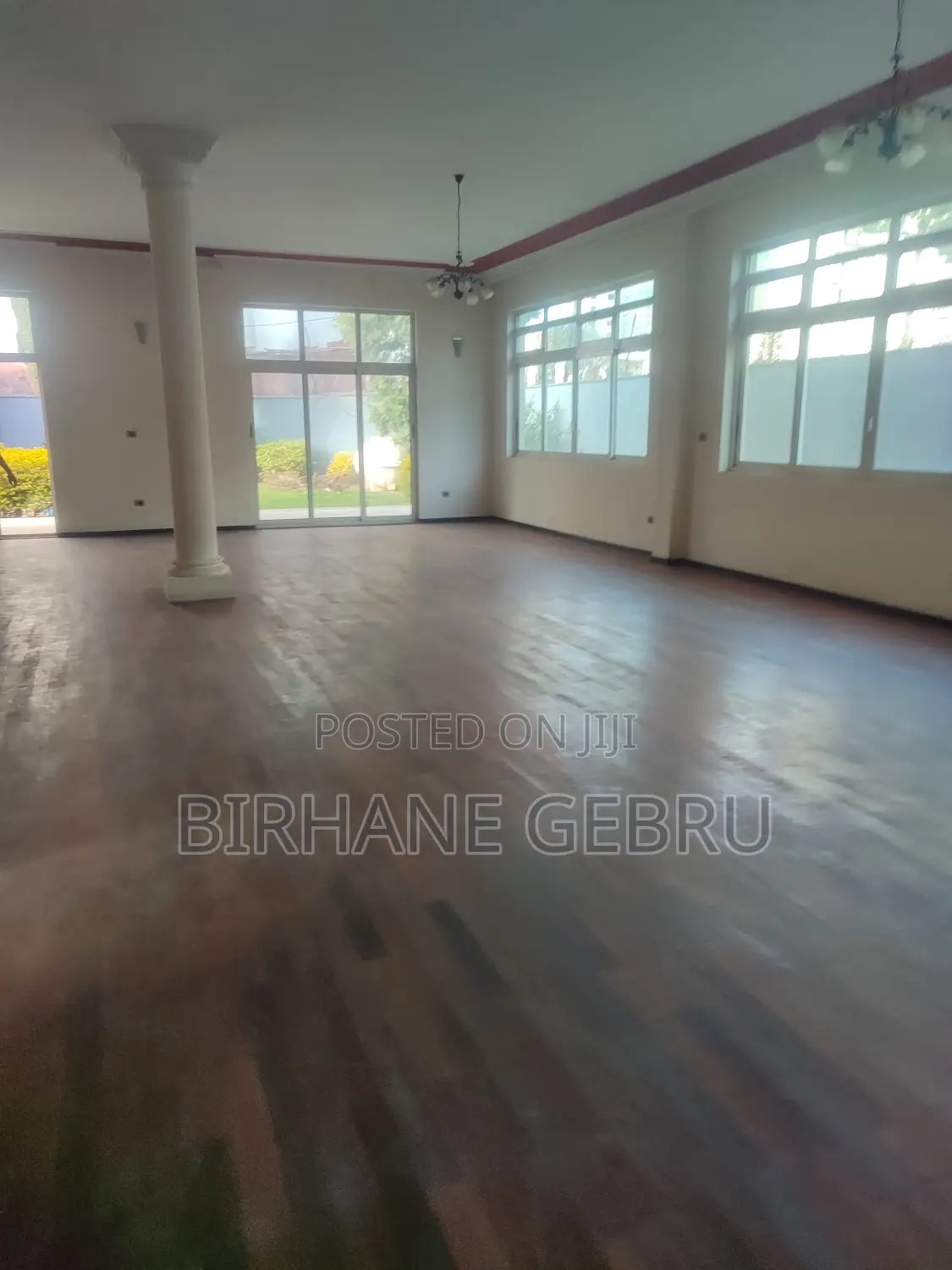 G+2 House Rent for Resturant Berger Residance Embassy