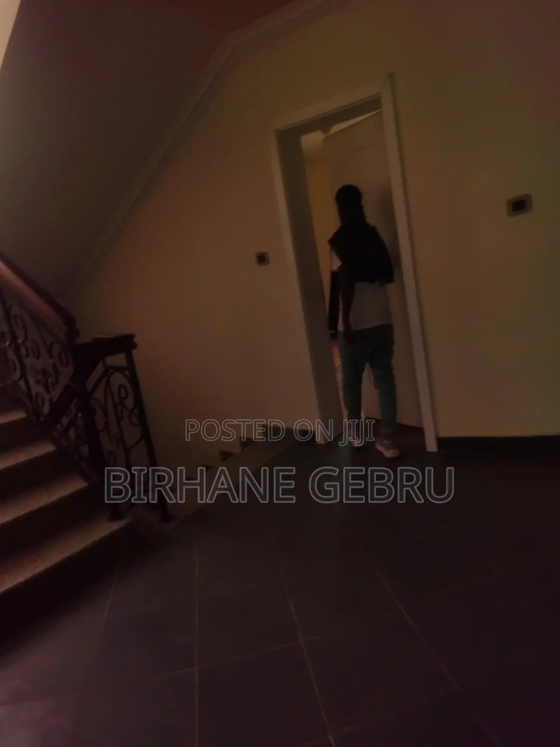 G+2 House Rent for Resturant Berger Residance Embassy
