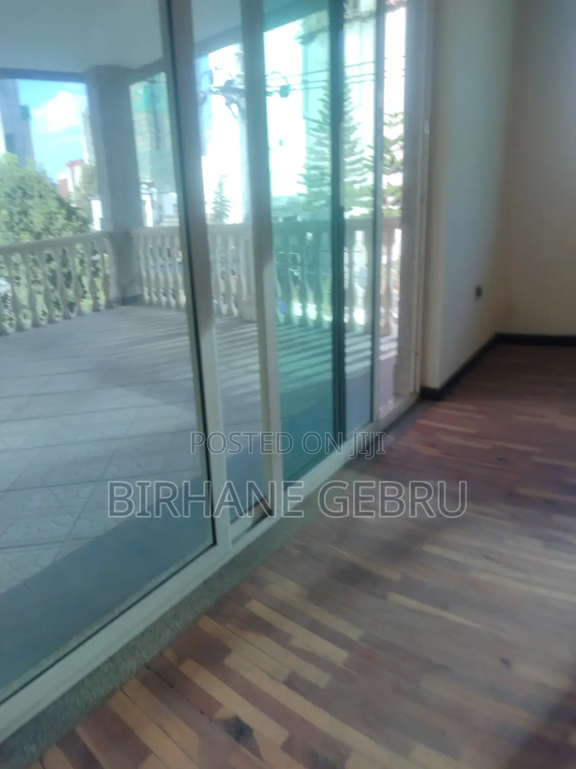 G+2 House Rent for Resturant Berger Residance Embassy