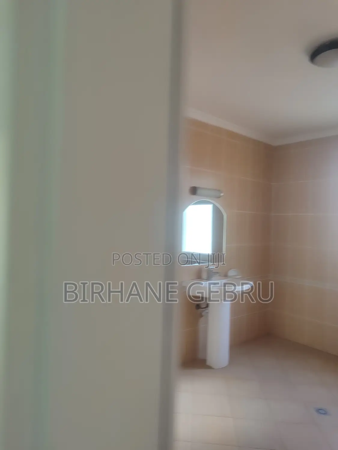 G+2 House Rent for Resturant Berger Residance Embassy