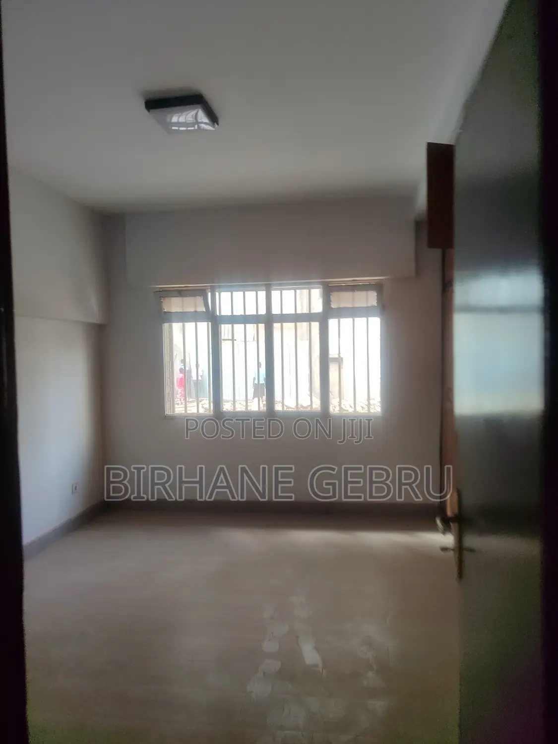 Villa House Rent for Resturant Berger Car Show Room and Other