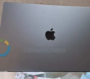 New Laptop Apple MacBook Pro M1 16GB Apple M1 Pro SSD 512GB