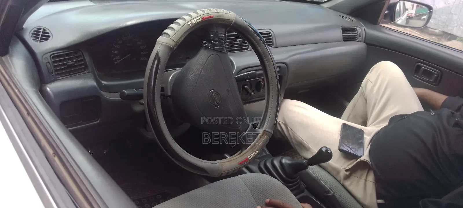 Nissan Sunny 1996 White