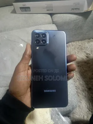 New Samsung Galaxy M33 5G 128 GB Pink