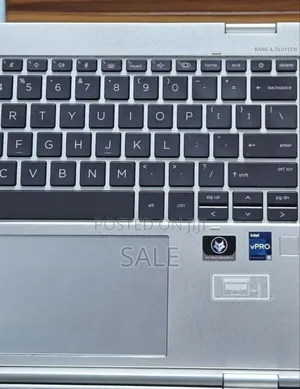 New Laptop HP EliteBook 830 G9 16GB Intel Core i7 SSD 512GB