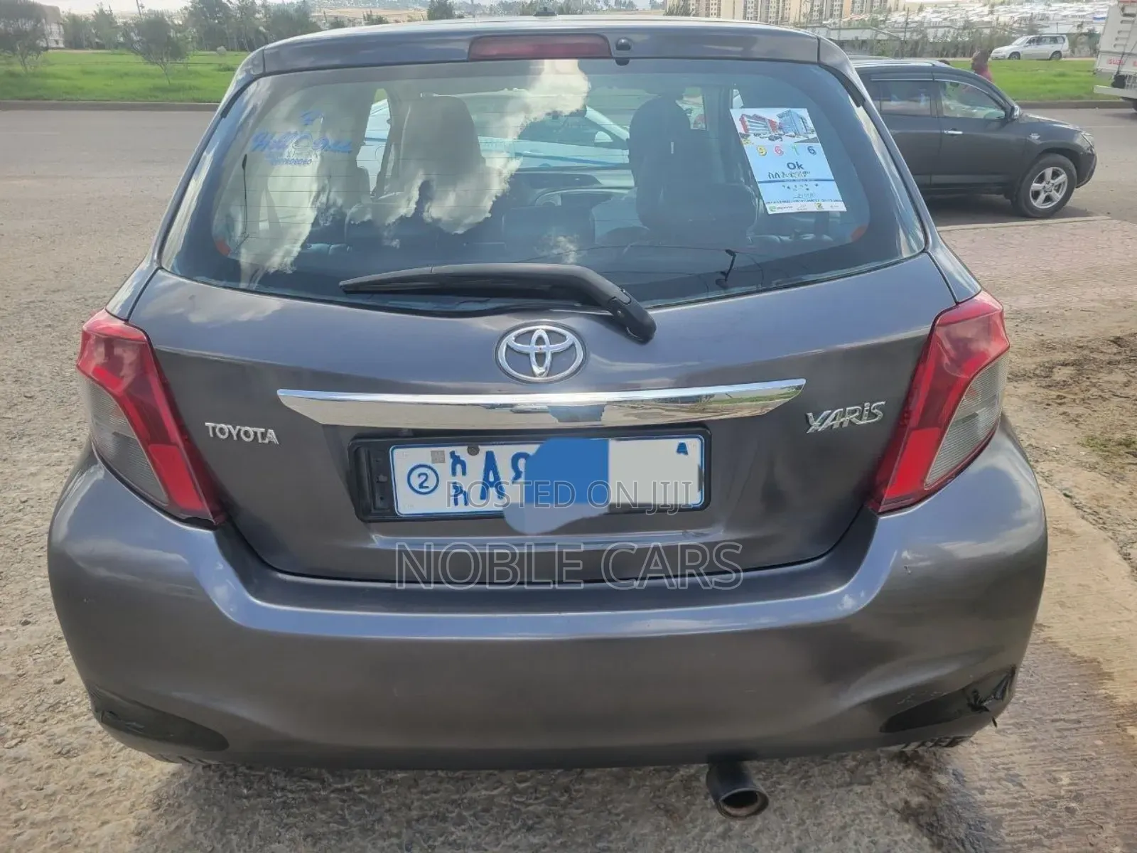 Toyota Yaris 2012 Gray