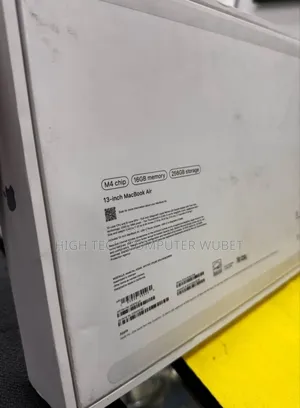 New Laptop Apple MacBook Air 2025 M4 13-inch 16GB Apple M1 SSD 256GB