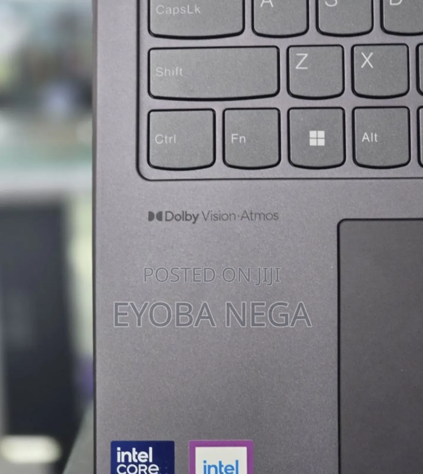 New Laptop Lenovo Yoga 7i 16GB Intel Core Ultra 7 SSD 1T