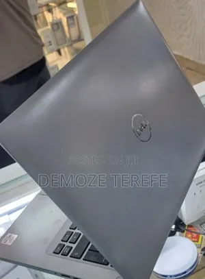 New Laptop Airis 16GB Intel Xeon SSD 512GB