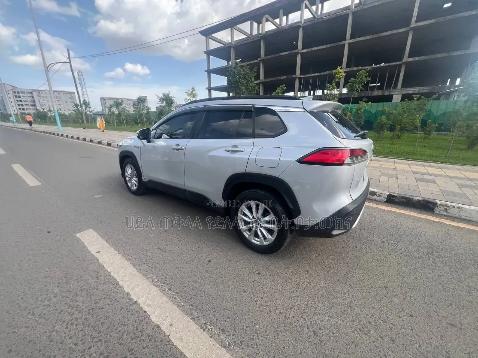 Toyota Corolla Cross Hybrid 2023 Silver