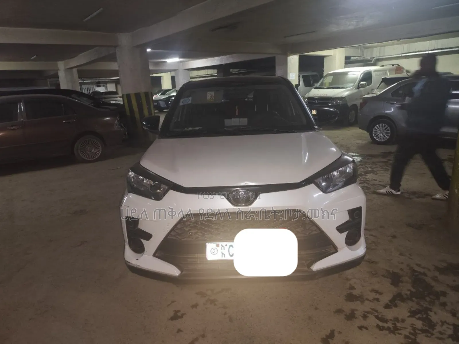 Toyota Raize 2023 Off white
