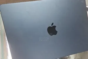 New Laptop Apple MacBook Air 2025 M4 13-inch 16GB Apple M4 SSD 512GB