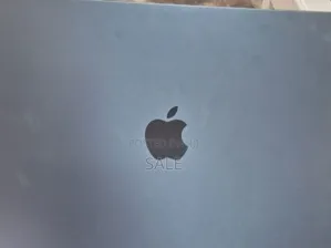 New Laptop Apple MacBook Air 2025 M4 13-inch 16GB Apple M4 SSD 512GB