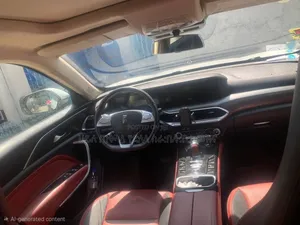 Bestune T77 1.2 FWD 2022 Ivory