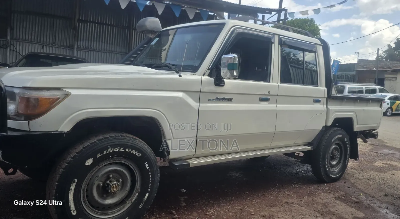 Toyota Land Cruiser 2018 White