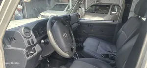 Toyota Land Cruiser 2018 White