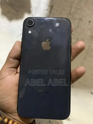 Apple XR 128 GB Black
