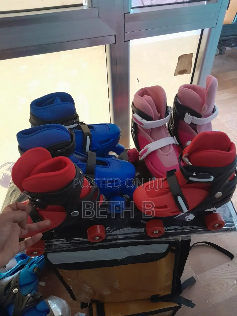 Unisex Roller Skates Brand New Size 35-42
